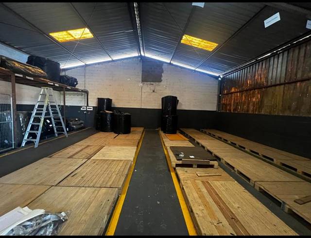 INDUSTRIAL PROPERTY TO RENT IN MKONDENI